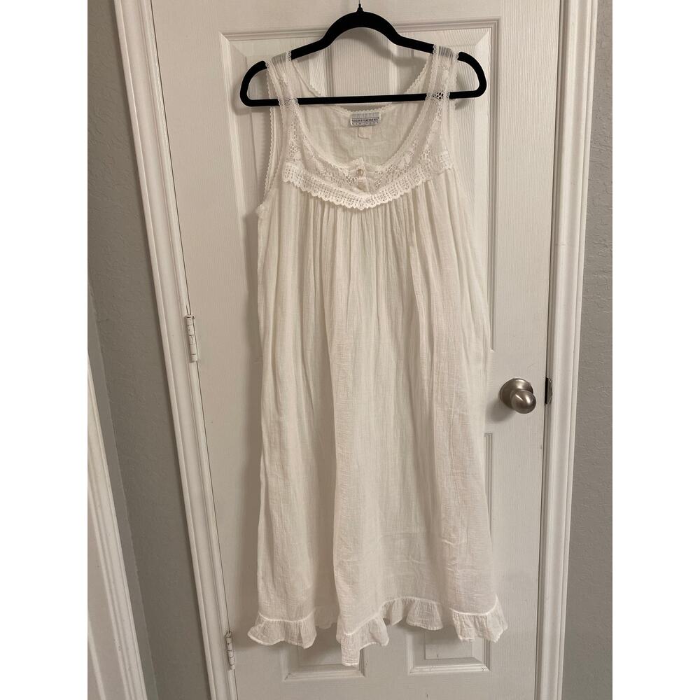 Vintage Nightflowers NY White Lace Nightgown Dress Cottagecore Coquette Medium
